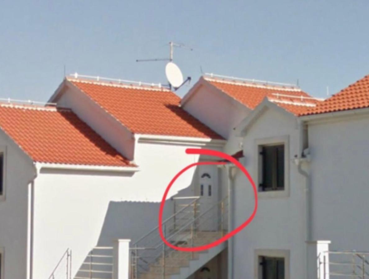 Apartment New Chic Supetar Exterior photo