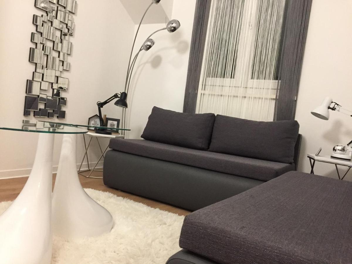 Apartment New Chic Supetar Exterior photo