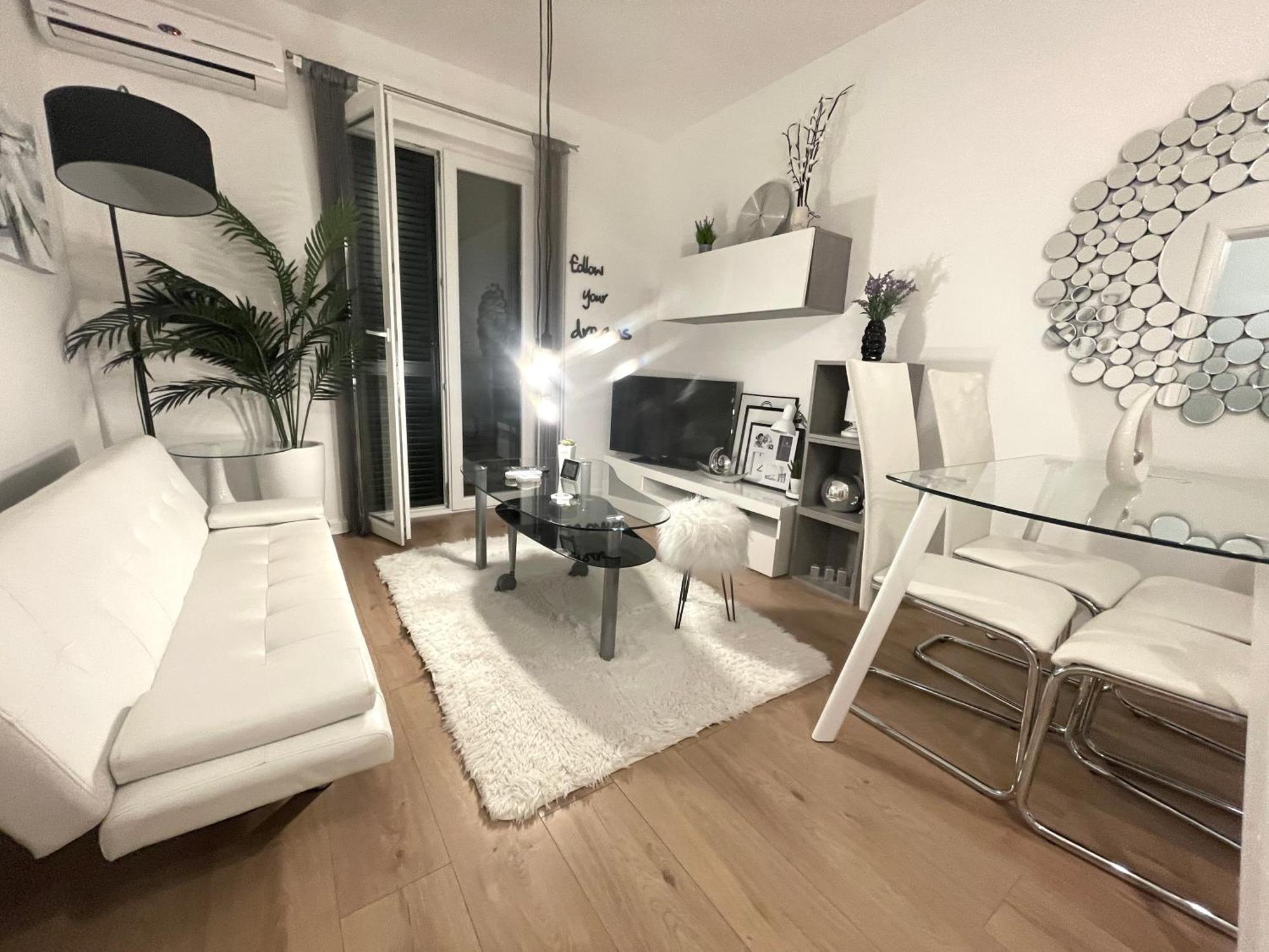 Apartment New Chic Supetar Exterior photo