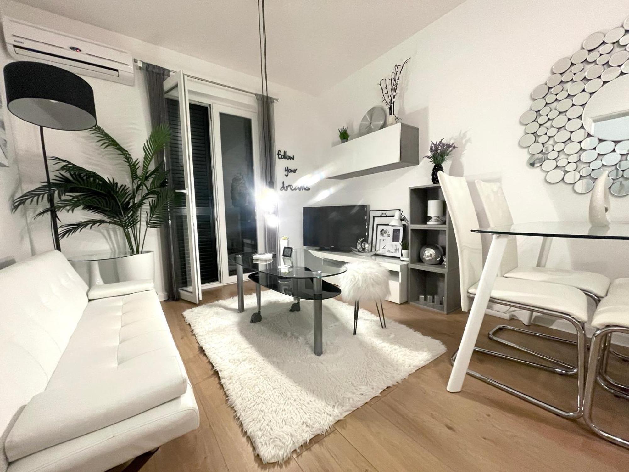 Apartment New Chic Supetar Exterior photo